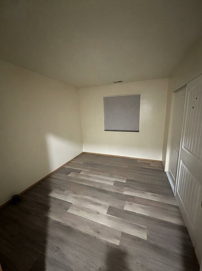 Foto del edificio - 1206 Firefly Cir