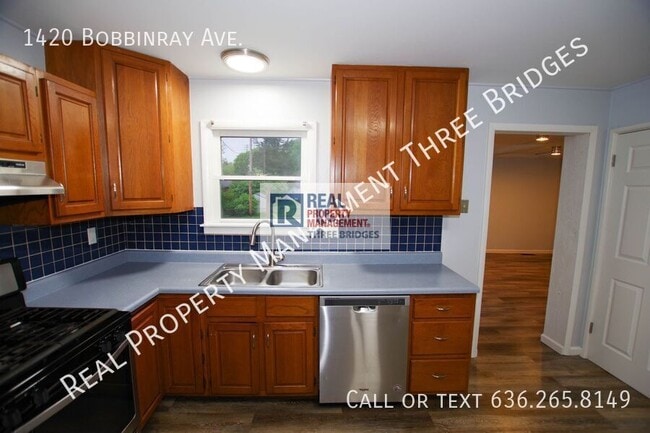 Foto del edificio - 1420 Bobbinray Ave