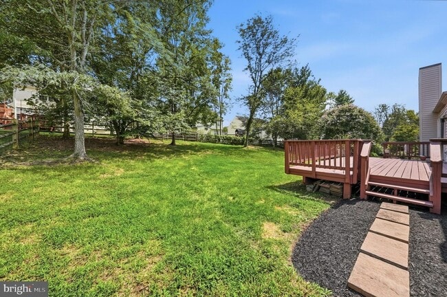 Foto del edificio - 9571 Basilwood Dr