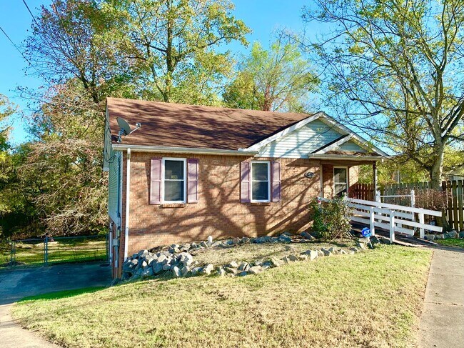 Foto del edificio - 3401 Oak Lawn Dr