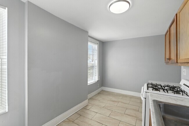 Foto del edificio - 1541 N Broadway