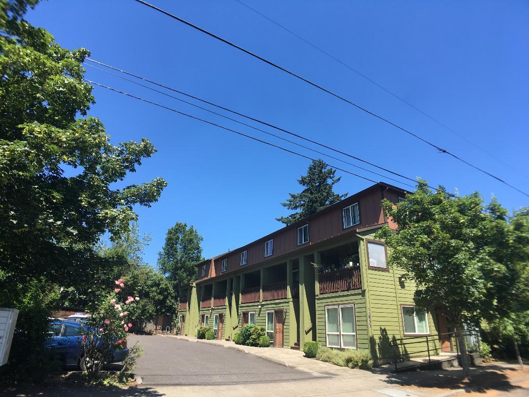 11933 SE Oak St Unit 101, Portland, OR 97216 11933 SE Oak St Portland
