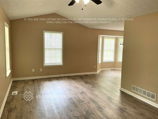 Foto del edificio - 45 Lady Morgan Ln