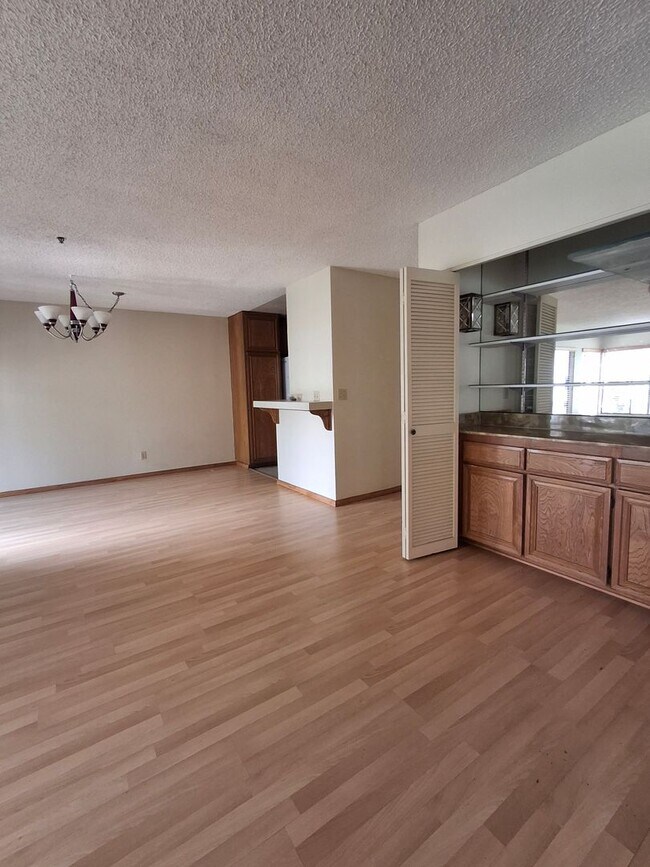 Foto del edificio - 5765 Friars Rd