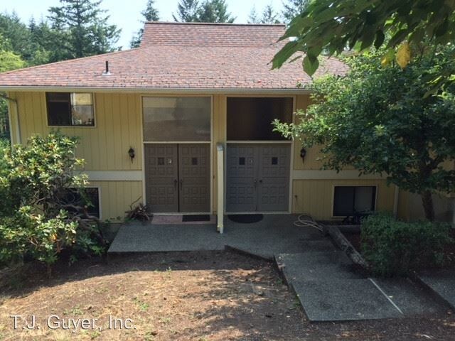 Primary Photo - 214 Brockway Rd