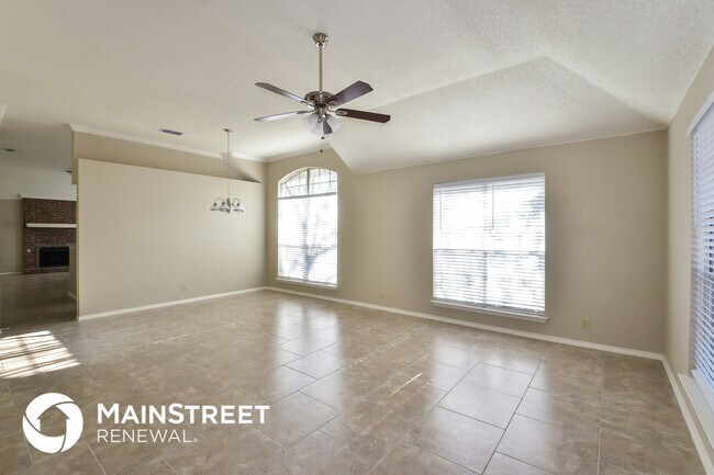 Foto del edificio - 10743 Mustang Ridge