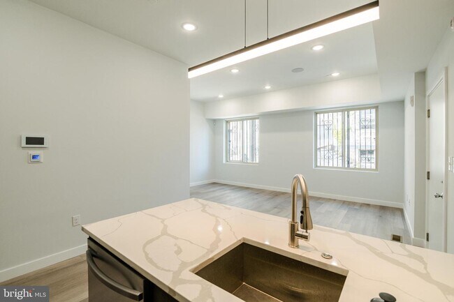 Foto del edificio - 2411 N 7th St