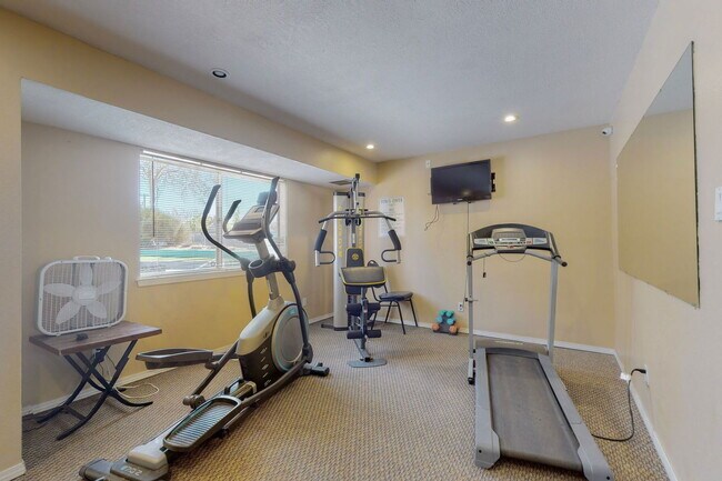 Foto del edificio - 4200 Montgomery Blvd NE