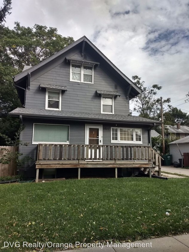 Building Photo - 1037 S 33rd St