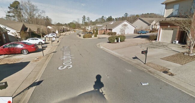 Foto del edificio - 5908 Southwood Pkwy