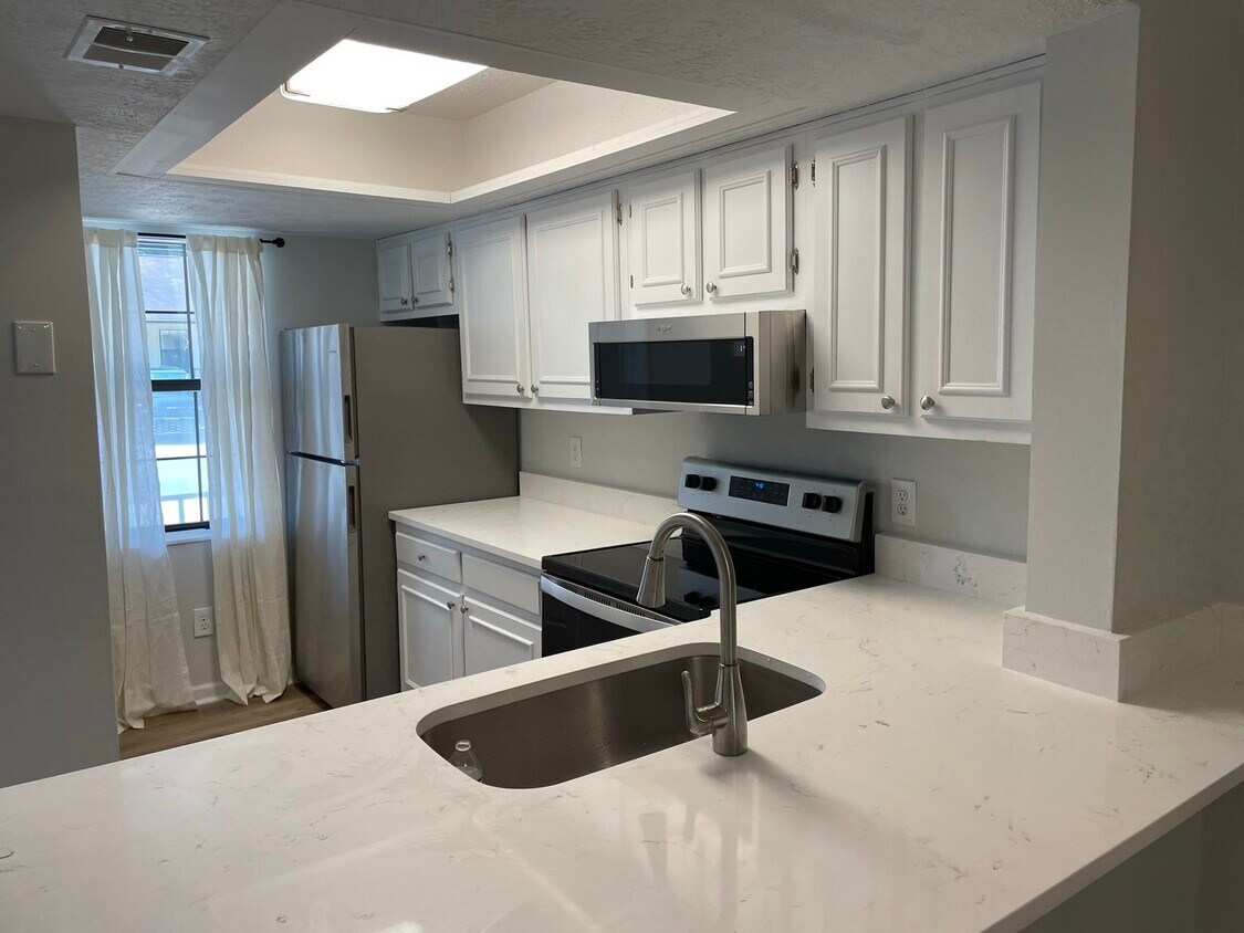 Primary Photo - 1204 New Horizon St