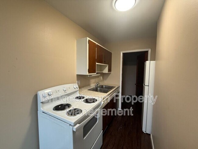 Foto del edificio - 1617 Barling Ave