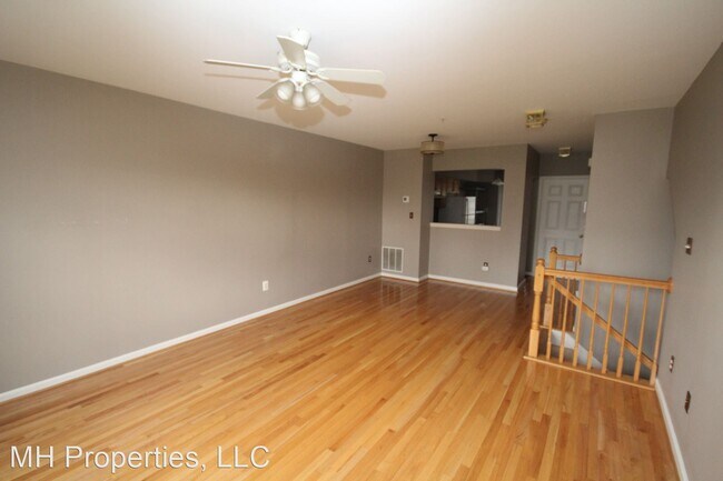 Building Photo - 11317 King George Dr