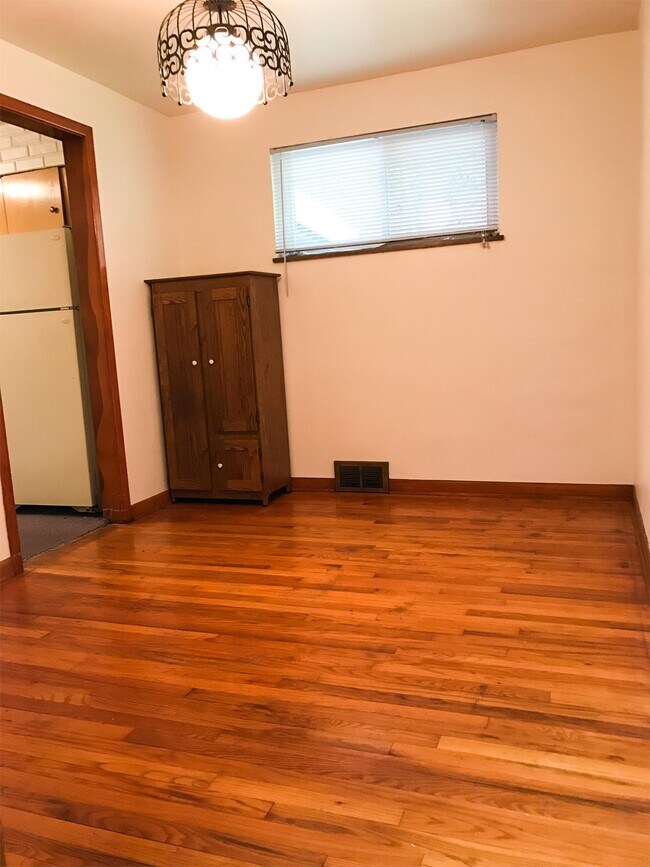 Foto del edificio - 1333 Berry St