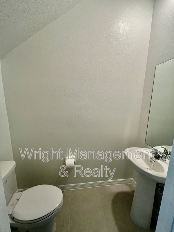 Foto del edificio - 36113 Risa Michele St