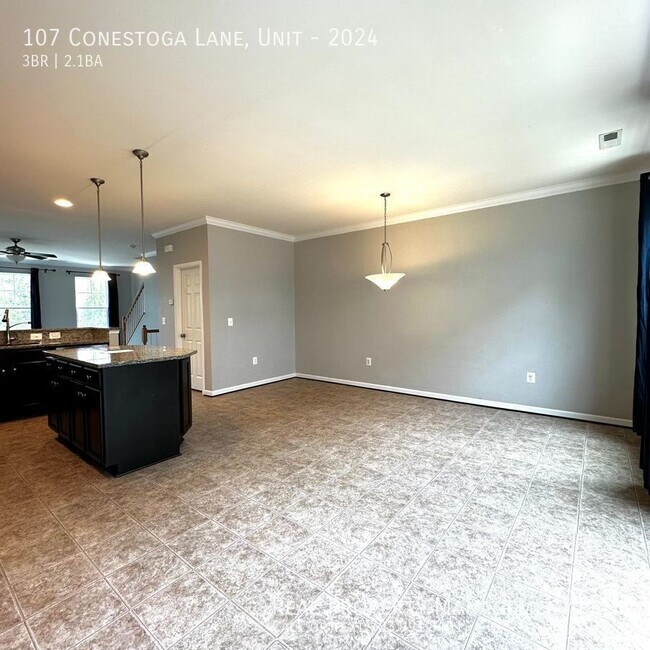 Building Photo - 3 Bed Townhome in Stafford!