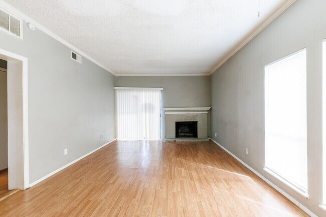 Foto del edificio - 7405 Avenue X