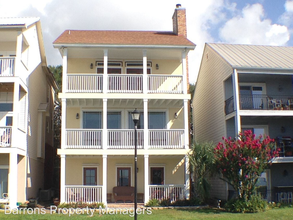 Primary Photo - 3 br, 3.5 bath House - 611 Crown Cove