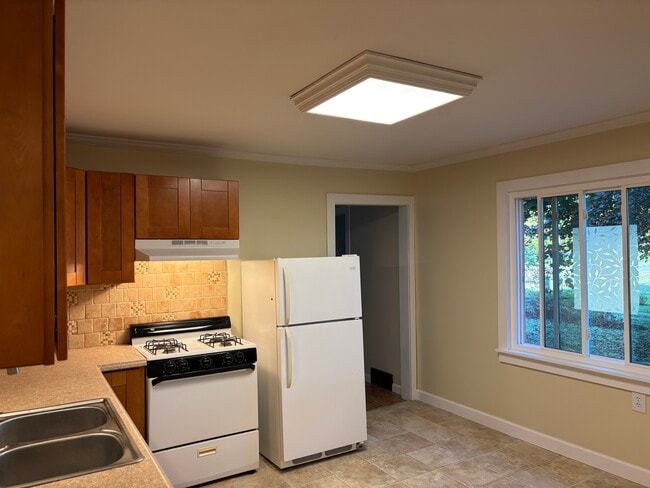 Cocina - 7221 Sterrettania Rd