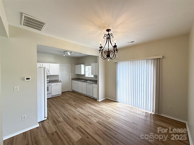 Foto del edificio - 9402 Darwick St