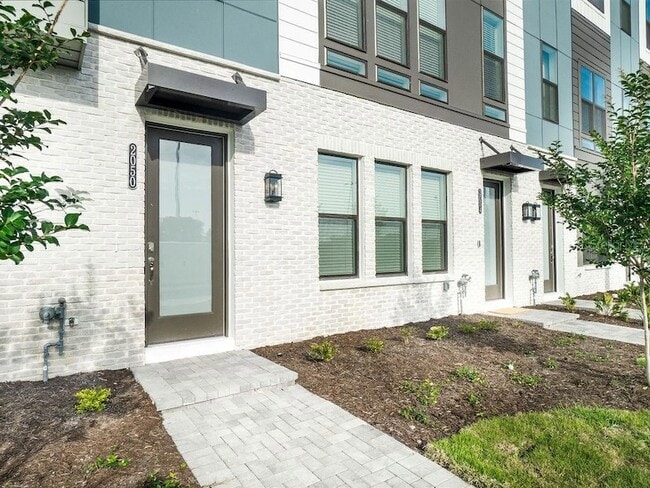 Photo - 2050 Packing District Wy Townhome