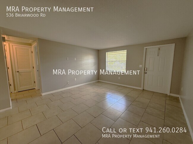Foto del edificio - 536 Briarwood Rd
