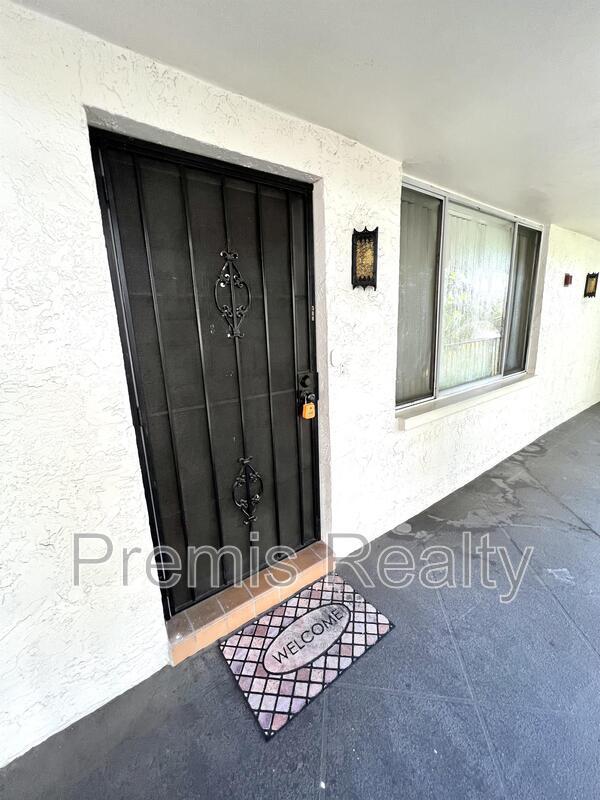 Foto principal - 2699 Seville Blvd