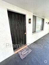 Building Photo - 2699 Seville Blvd