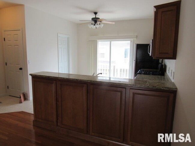 Foto del edificio - 11217 North Oakwood Drive