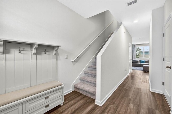 Building Photo - 6150 Calle Ochoa St