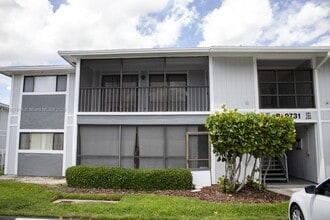 Building Photo - 9731 Hammocks Blvd