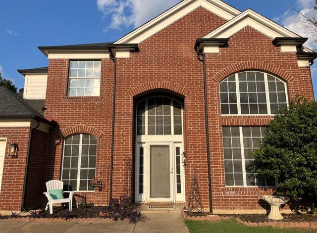 Foto del edificio - 4611 Shorewood Dr