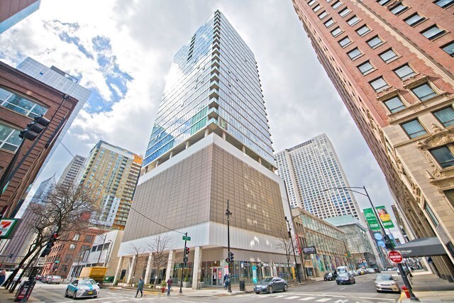 Primary Photo - 550 N St Clair St