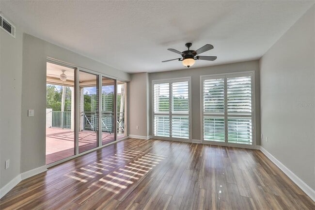 Building Photo - 4801 Osprey Dr S