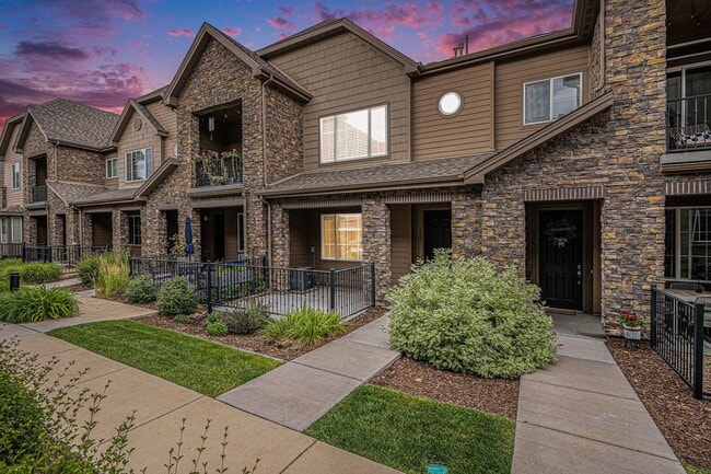 Stunningly Updated 3-Bedroom, 2-Bathroom T... - Stunningly Updated 3-Bedroom, 2-Bathroom T... House
