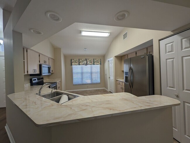 Foto del edificio - 3/3/3 in Oak Village for Rent