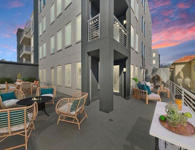 Foto del edificio - 505 Jackson Hill St