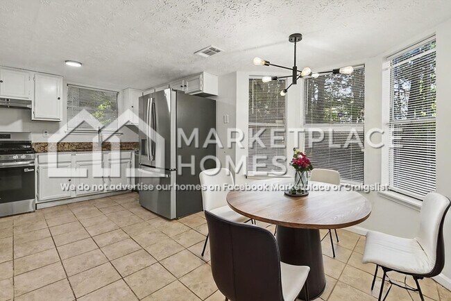 Foto del edificio - 3823 Conley Downs Ln