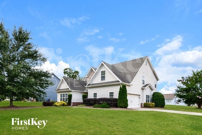 Building Photo - 6303 Spring Cove Dr