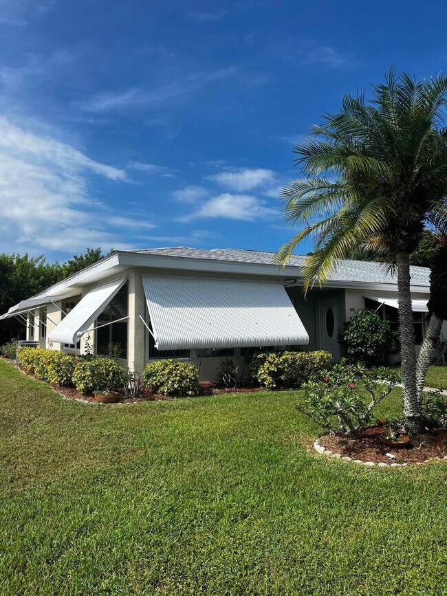 Foto del edificio - 910 Savannas Point Dr