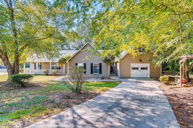 Primary Photo - 3 br, 2 bath House - 140 Knight Way