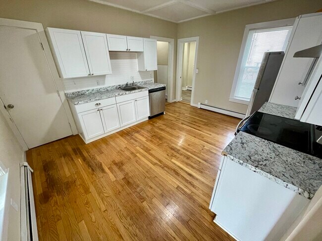 Foto del edificio - 29 Bicknell St