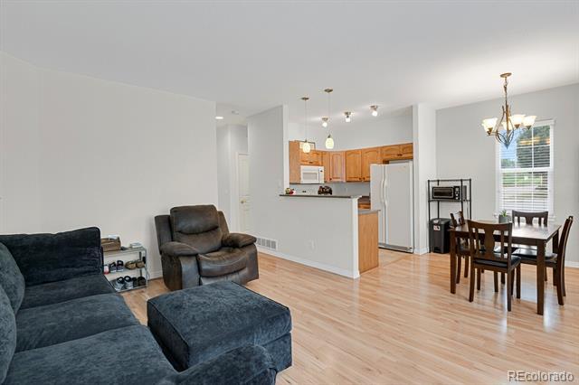 Foto del edificio - 772 S Depew St