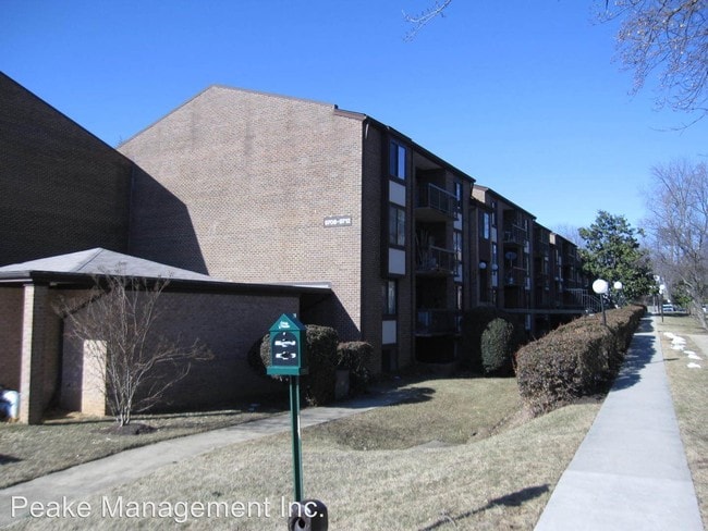 Building Photo - 9712 Kingsbridge Dr