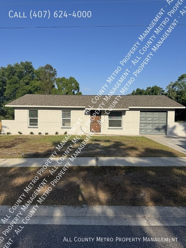 Primary Photo - 1426 S Hawthorne Ave