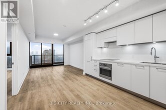 Building Photo - 36 Brentcliffe Rd