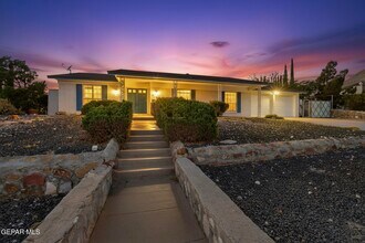 Building Photo - 1509 Lost Padre Mine Dr