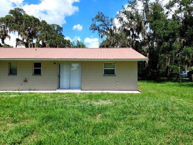 Building Photo - 5430 Lewellyn Rd