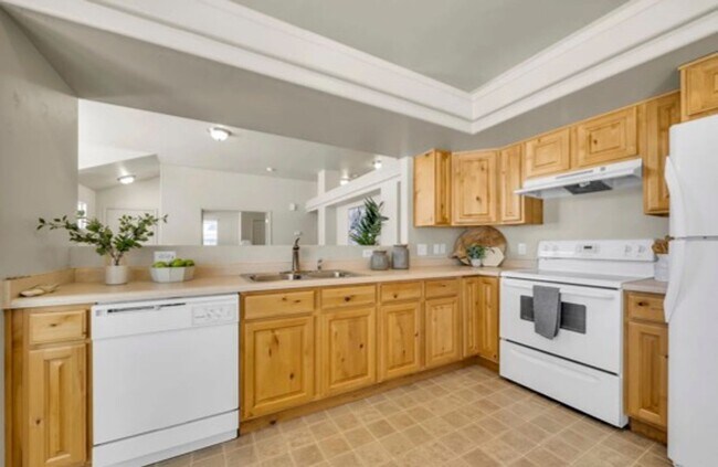 Building Photo - Stunning Home in Excellent Location!