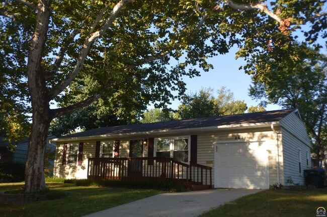 Foto del edificio - 2521 SW Amhurst Rd